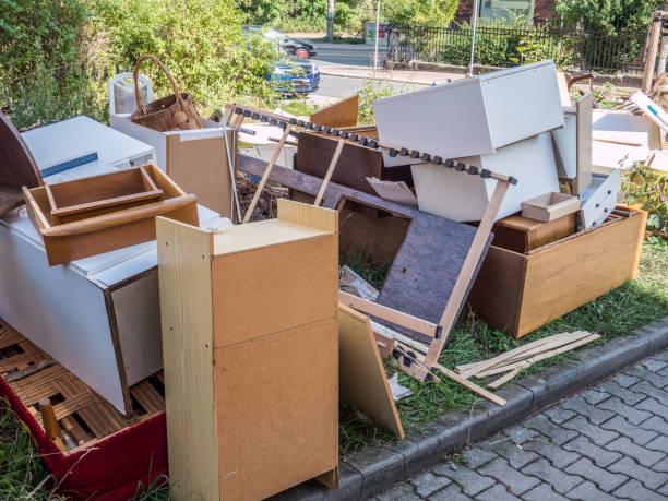 Best Retail Junk Removal  in Ironwood, MI